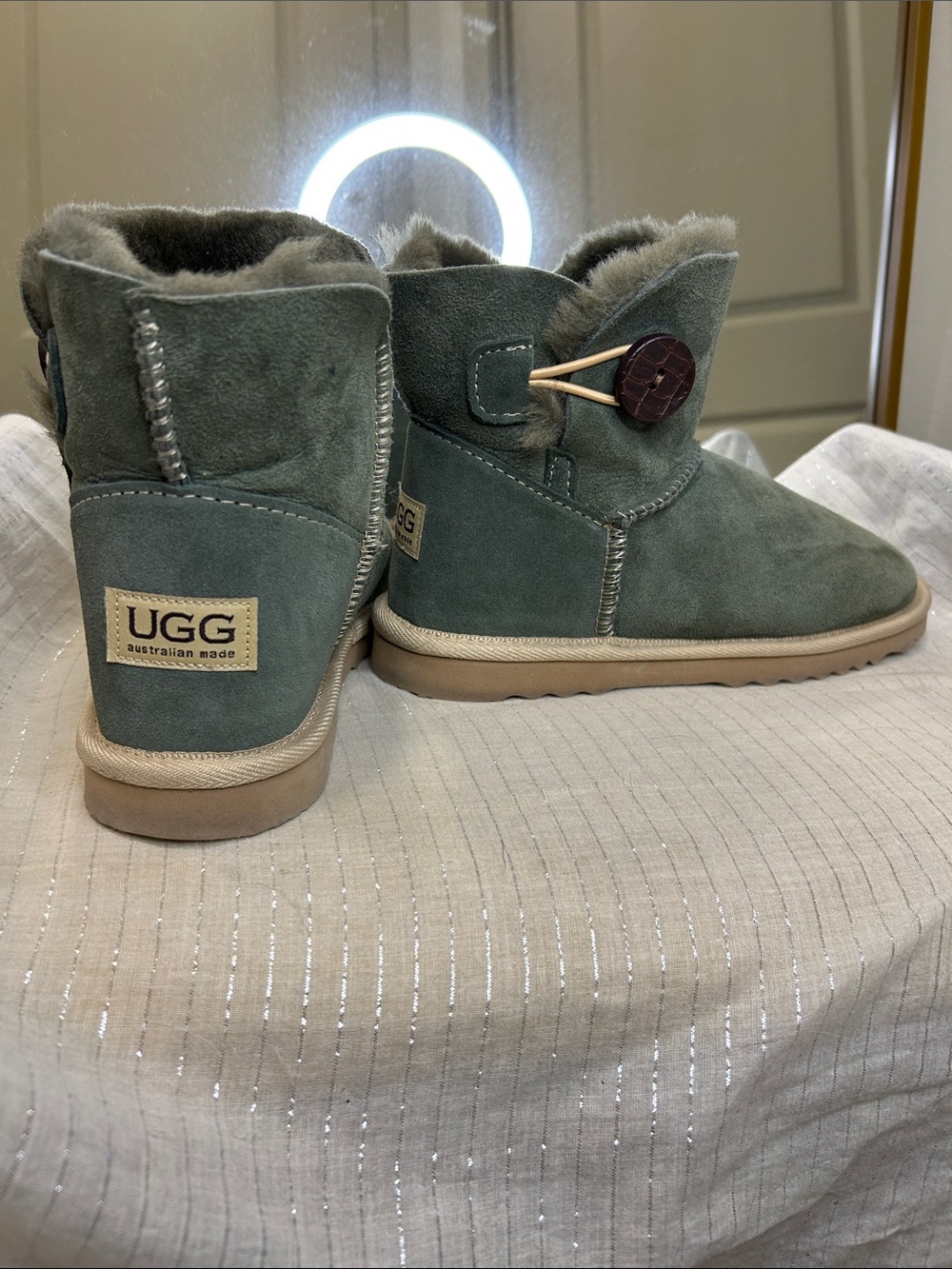 NWOT UGGs since 1974 Australian maid Burleigh button mini Green + NIB cream inso